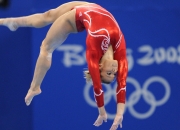 开云体育-雷霆关键战突围吉林队，浓眉爆发成胜负手