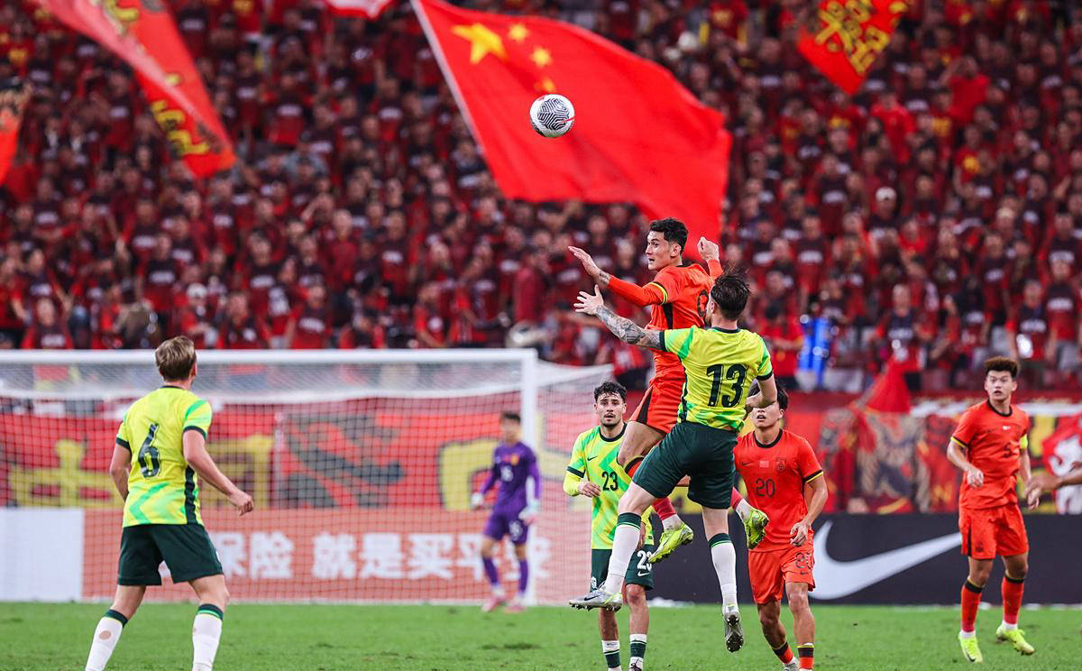 申花客场绝杀，落后三球逆转胜利