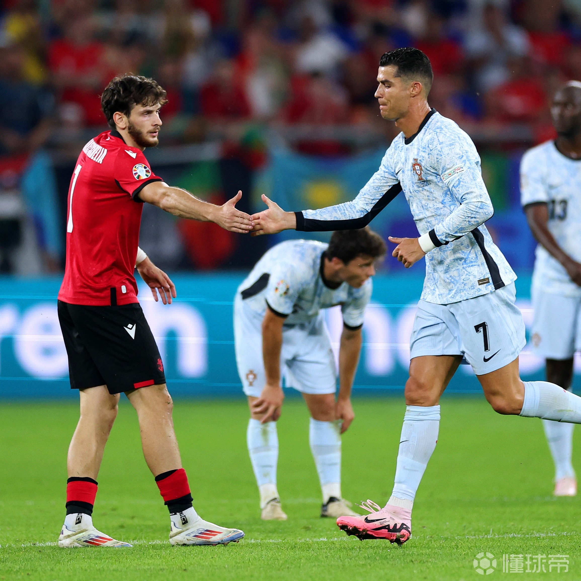 格鲁吉亚国家队闯入淘汰赛，迎战强敌