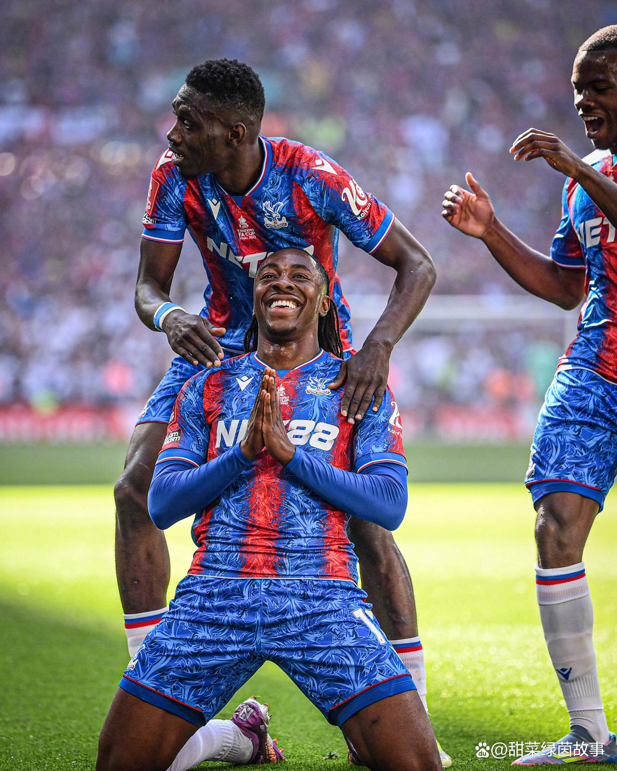 尤文图斯险胜水晶宫，晋级险象环生