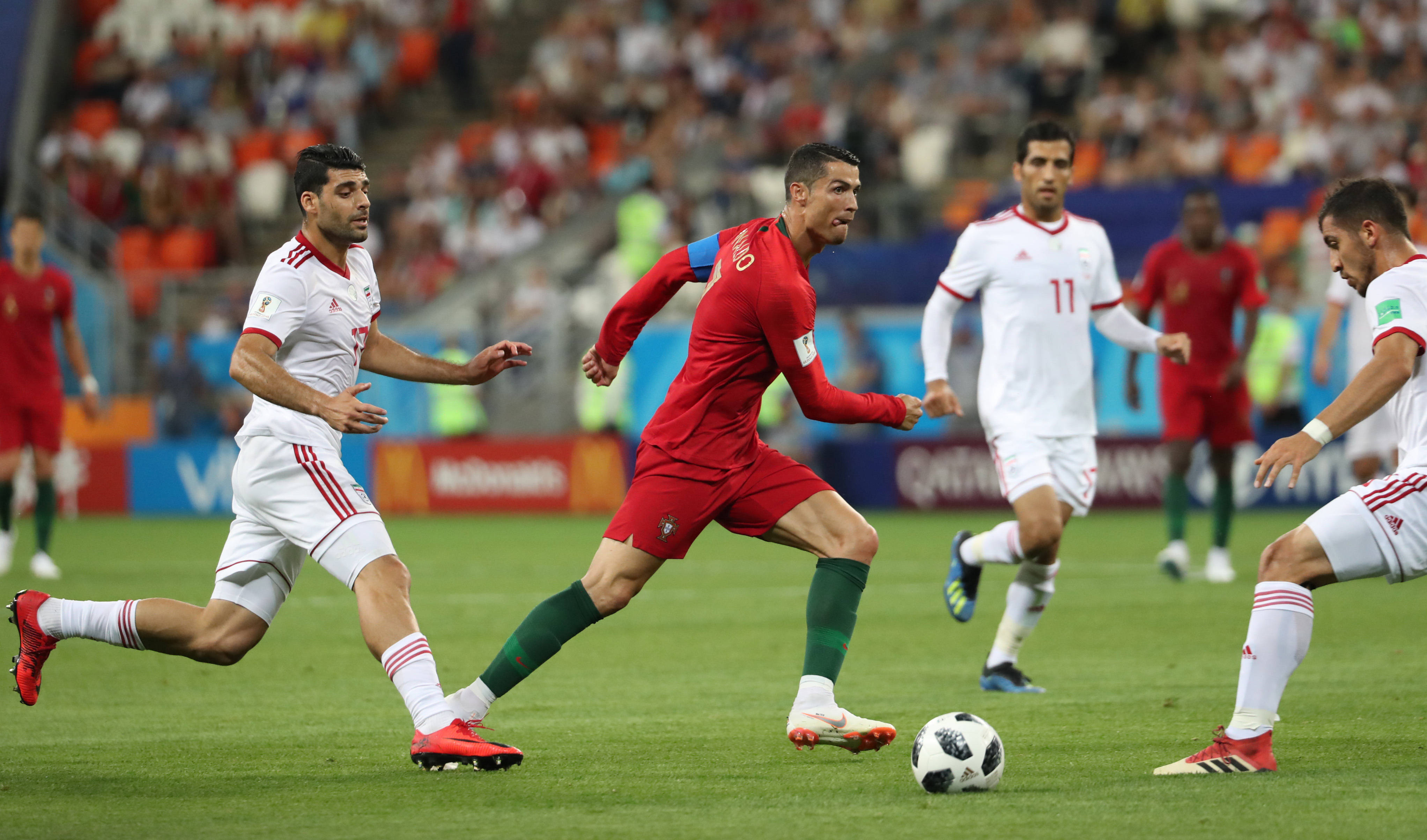 包含克罗地亚挑战俄罗斯，实力对比备受瞩目的词条