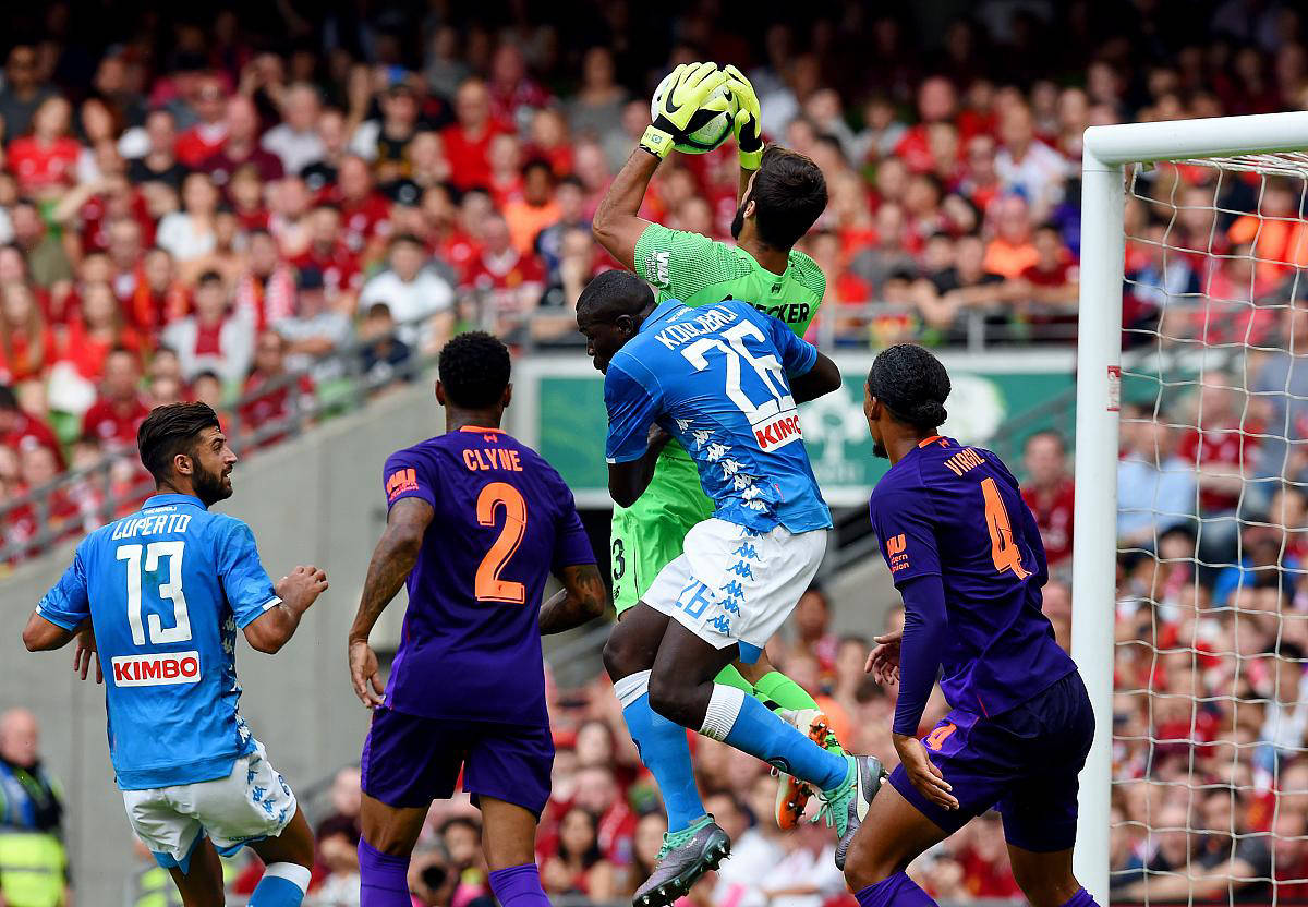 那不勒斯主场大胜，继续领跑积分榜的简单介绍