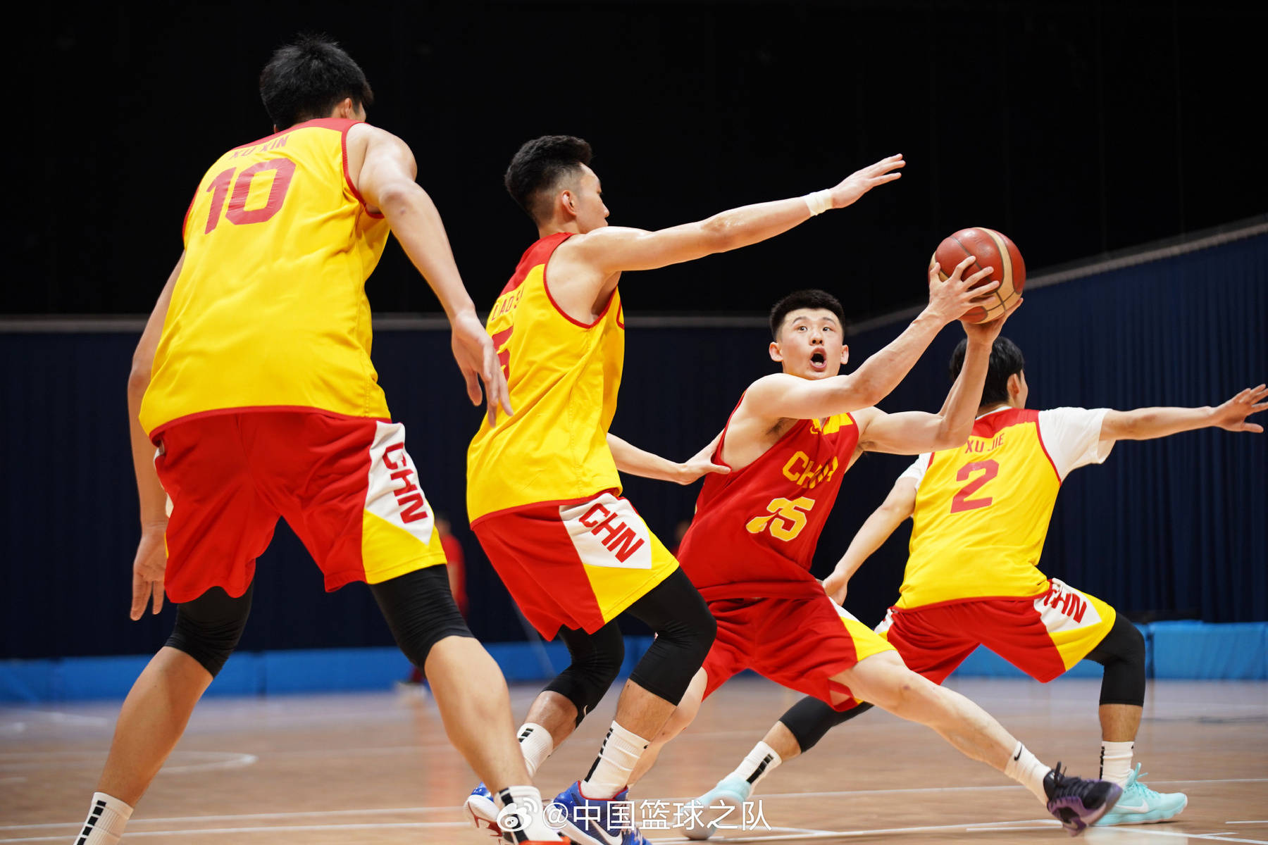 包含福建男篮奋力拼搏,向胜利冲刺的词条 包含福建男篮奋力拼搏,向胜利冲刺的词条