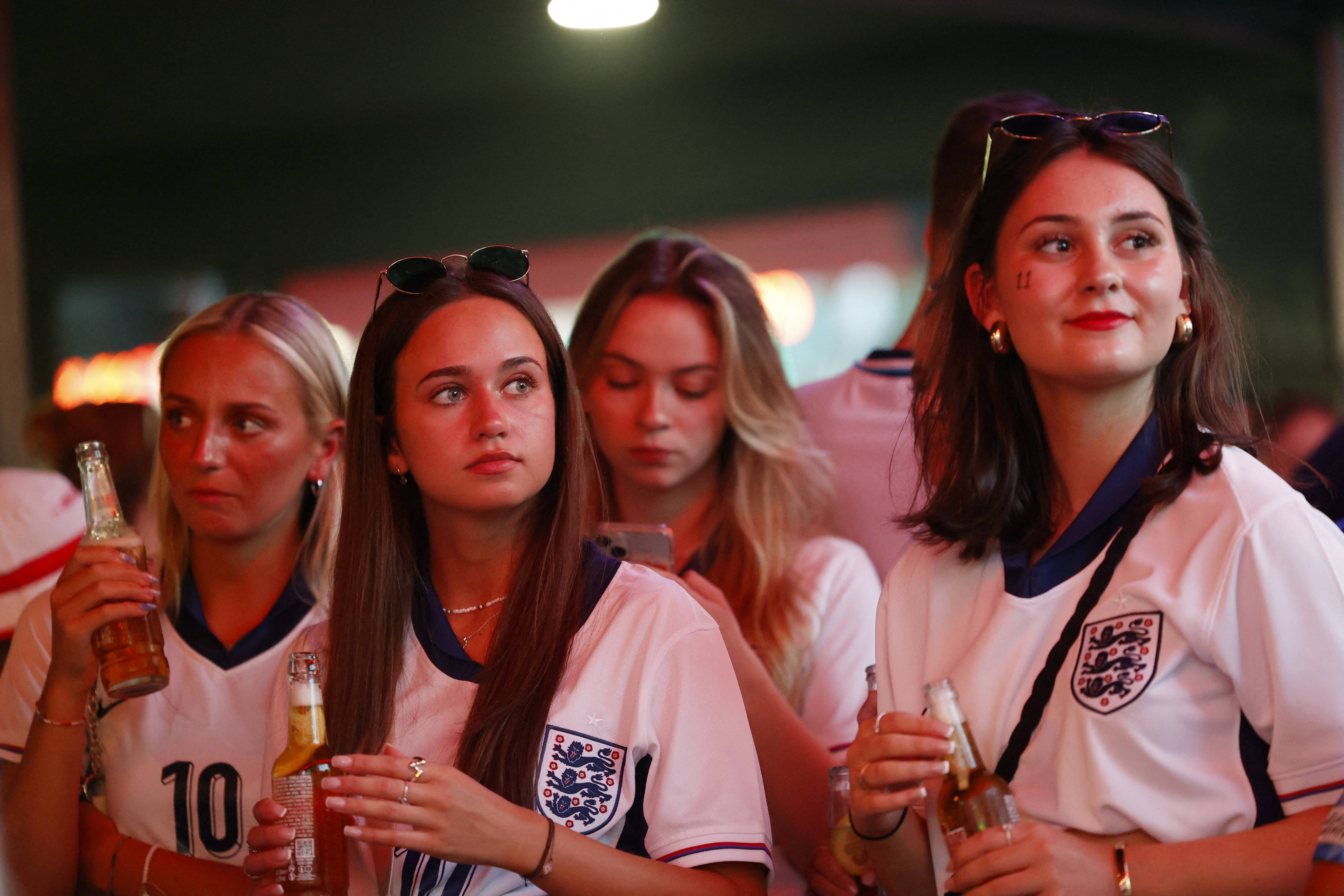 波兰逆转比利时，迪马利亚关键制胜