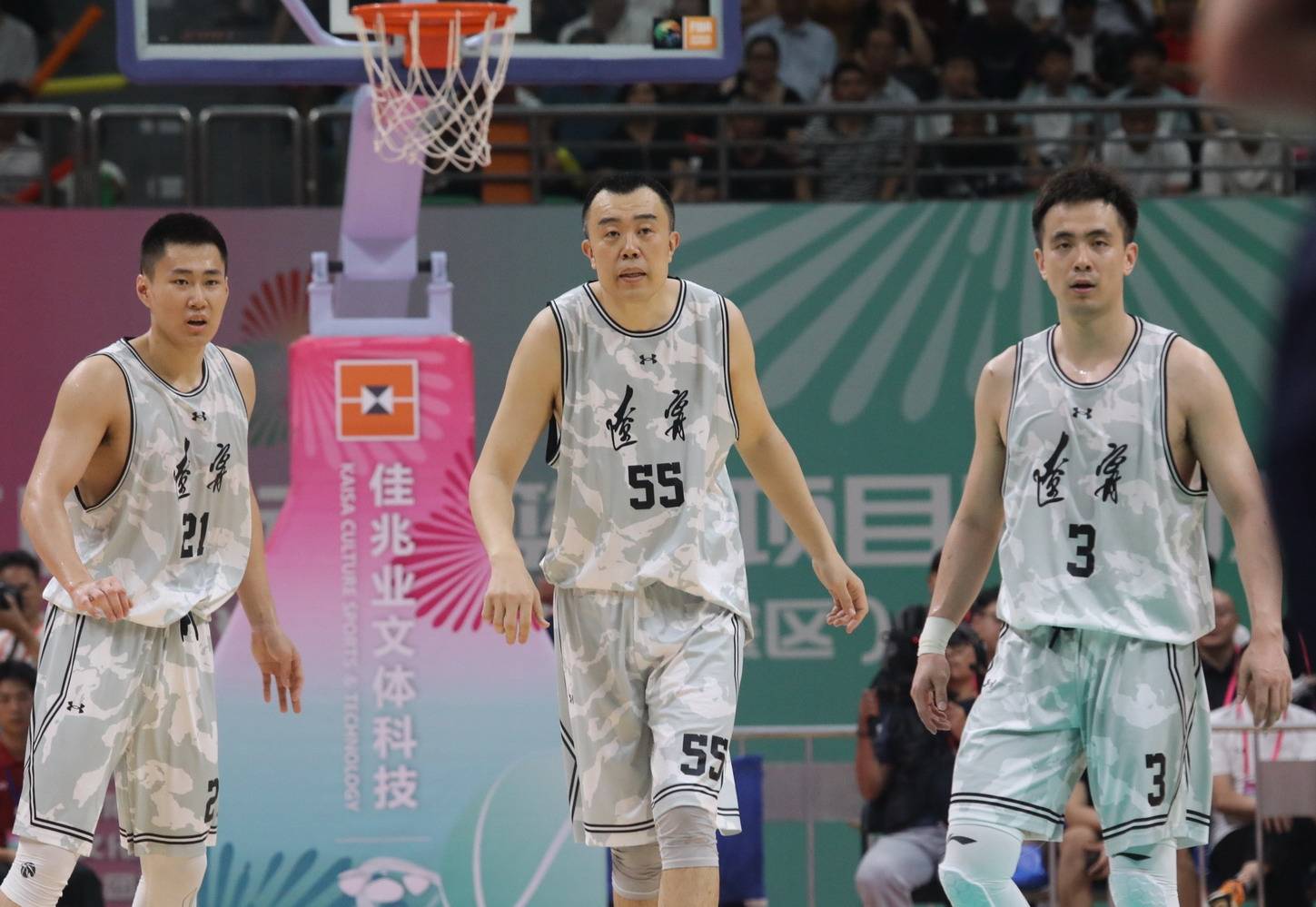 凯尔特人完胜新疆队，赵继伟统治全场