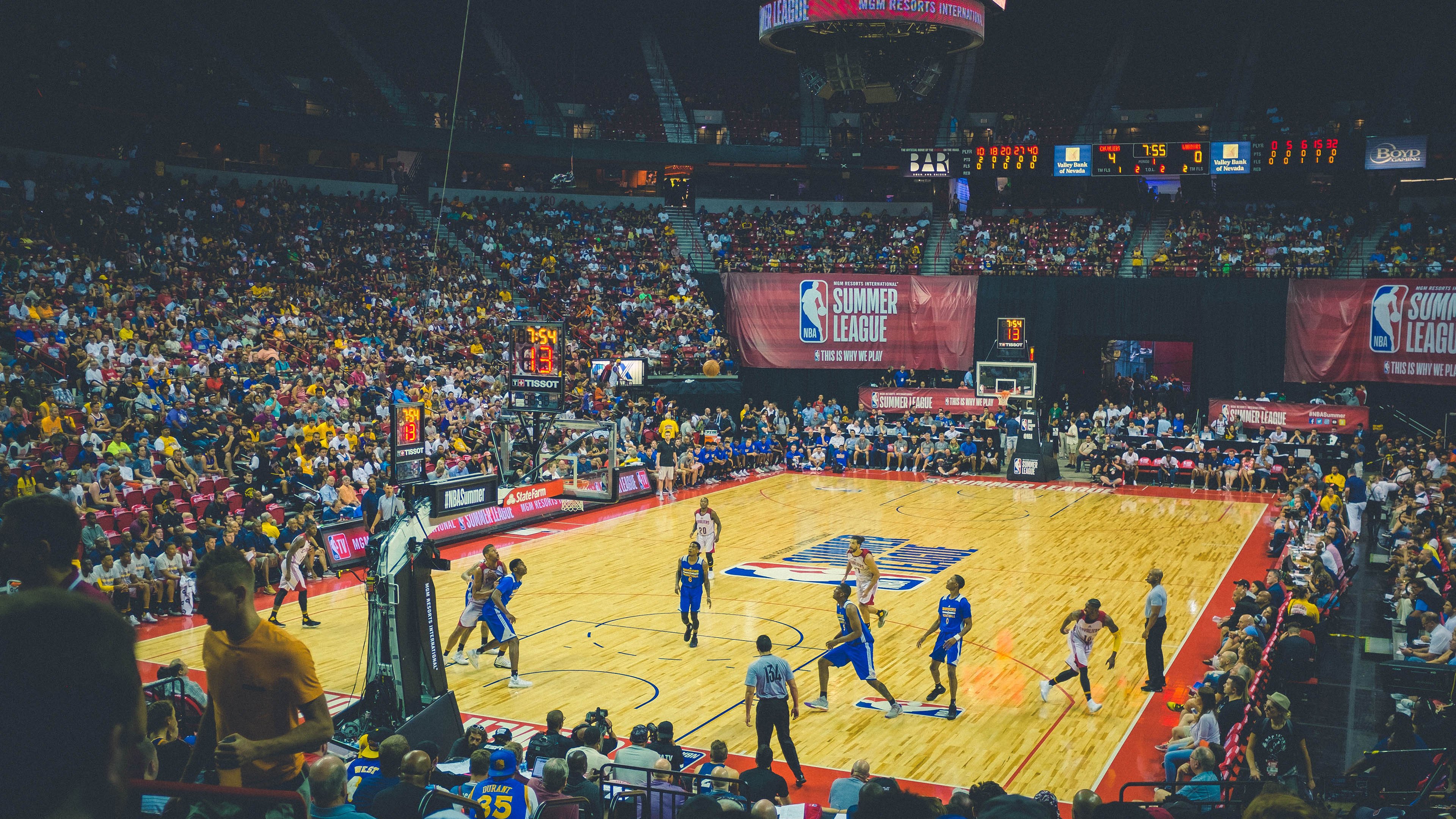 巴斯托尼的罗马帝国,当意大利铁卫在阿尔及利亚之战中打出统治级数据