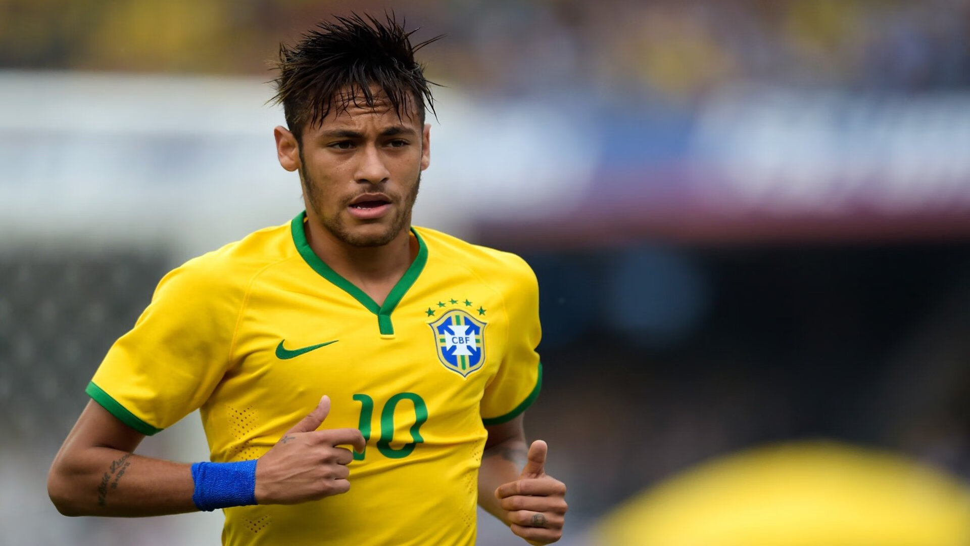 卡瓦哈尔统治级表现铸就防线,乌克兰全面压制爱尔兰锁定关键胜利