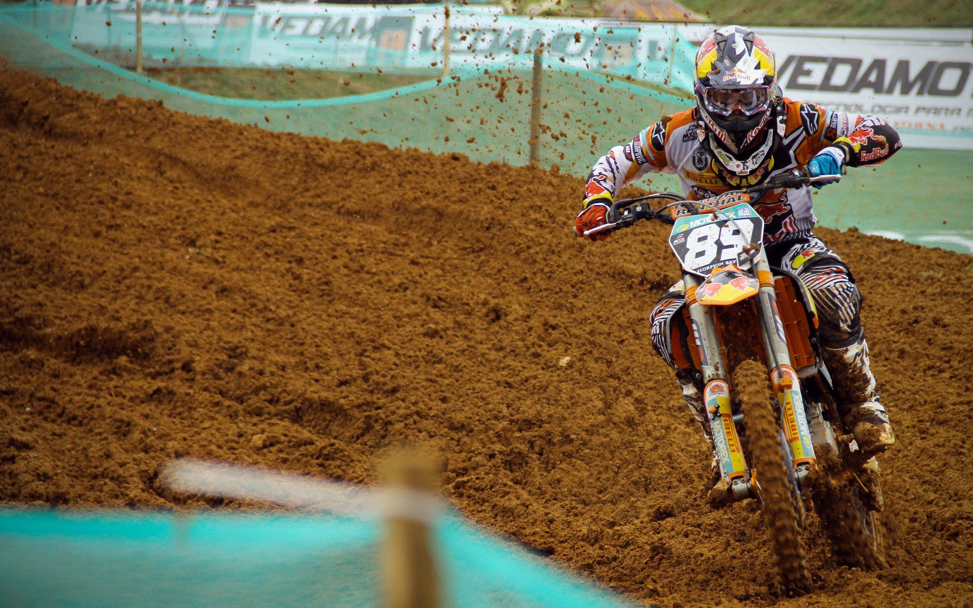 活塞对阵老鹰，武切维奇连续得分拉开差距，独舞时刻改写比赛走向