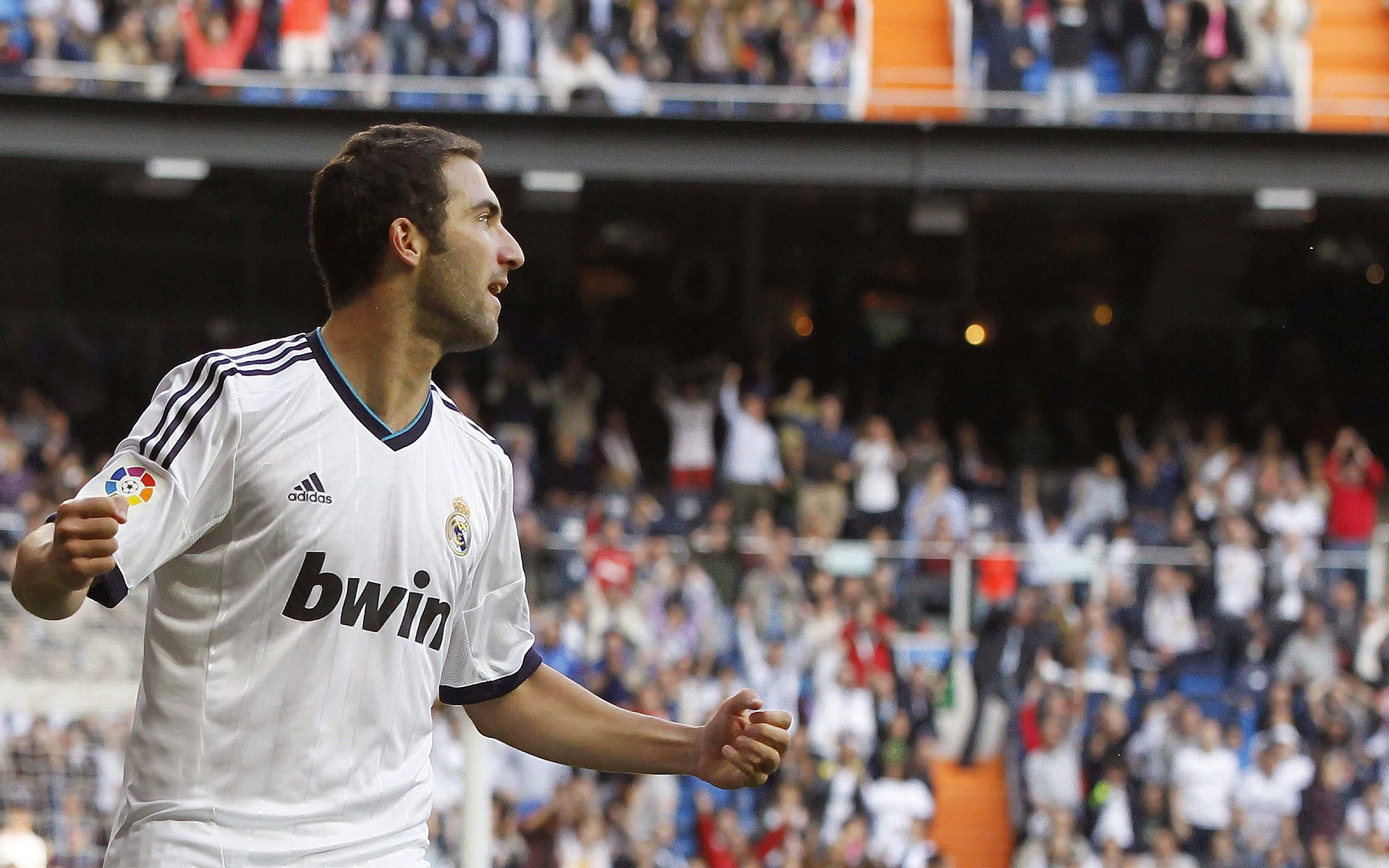 安菲尔德之夜，希腊神话重演与德布劳内的交响独奏