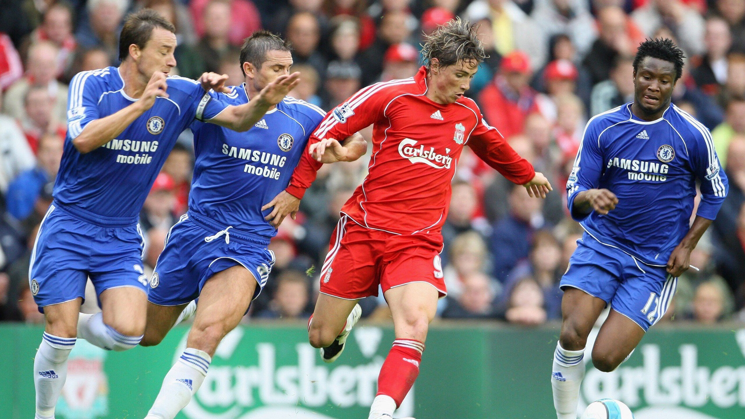 赛道上的逆袭，雷诺力克哈斯，佩雷兹状态火热点燃赛场